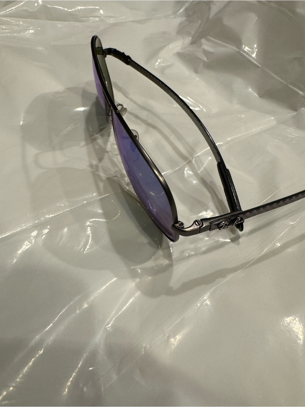 Ray-Ban polarized aviator sunglasses - Picture 4 of 8